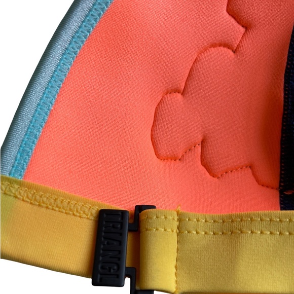 triangl swimsuit top - Picture 4 of 4